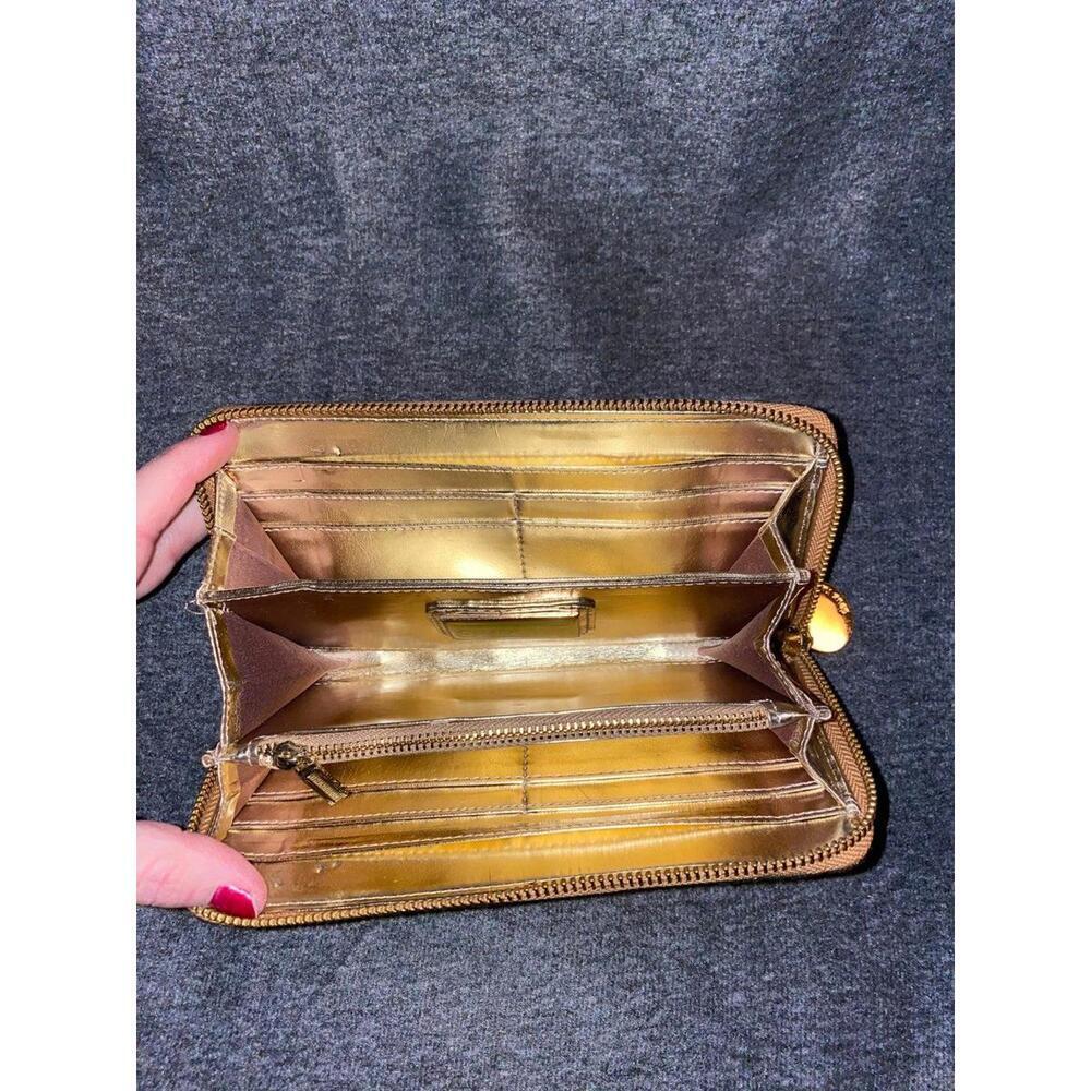 Deux Lux Zip Around Wallet Gold Metallic Crackle Finish Womens OS